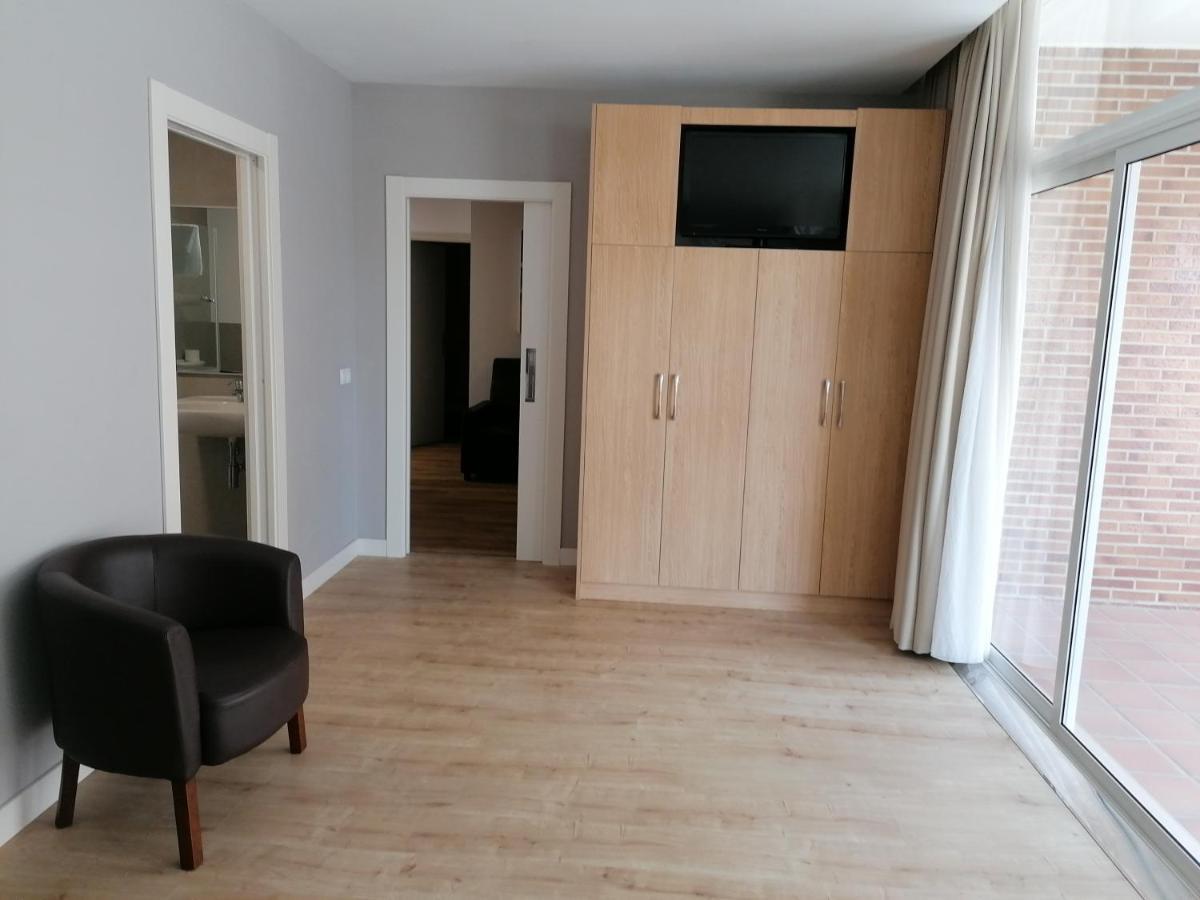 Apartamentos Regollera Premium Con Garaje 노하 외부 사진